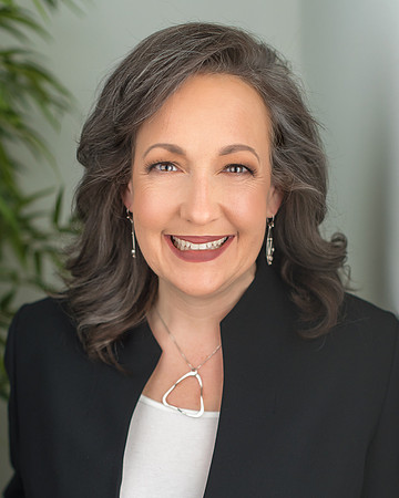 Corporate Headshots & Executive Portraits by Studio Lana in Albany NY