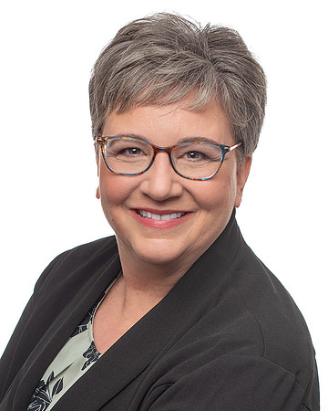 Corporate Headshots & Executive Portraits by Studio Lana in Albany NY